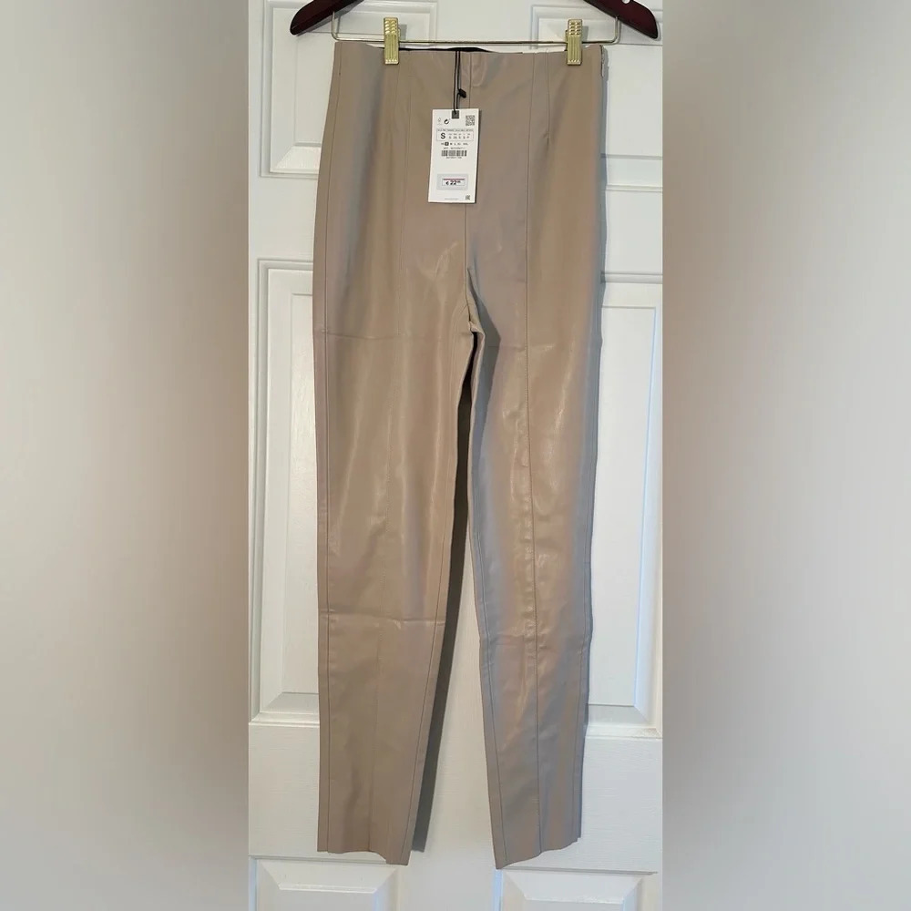 ZARA NWT Hi Rise Legging Faux Leather SMALL Side Zip Elastic Waist Pull On Camel - Picture 13 of 13